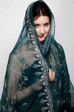 18 year old girl receives open mouth facial after being deflowered